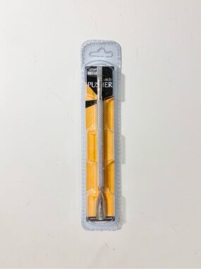 NEW WITH TAGS Utopia Care Cuticle Pusher
